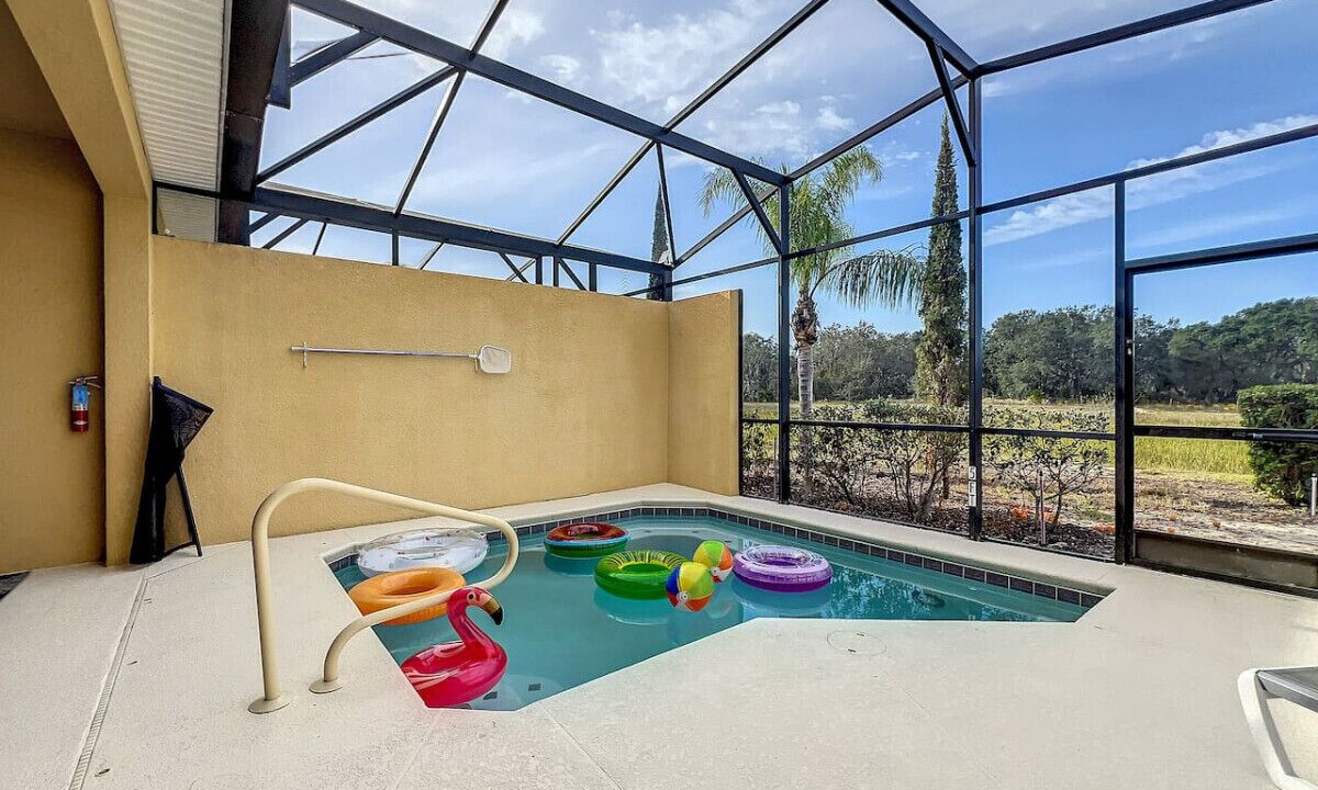 Photo of Outdoor in Loughman