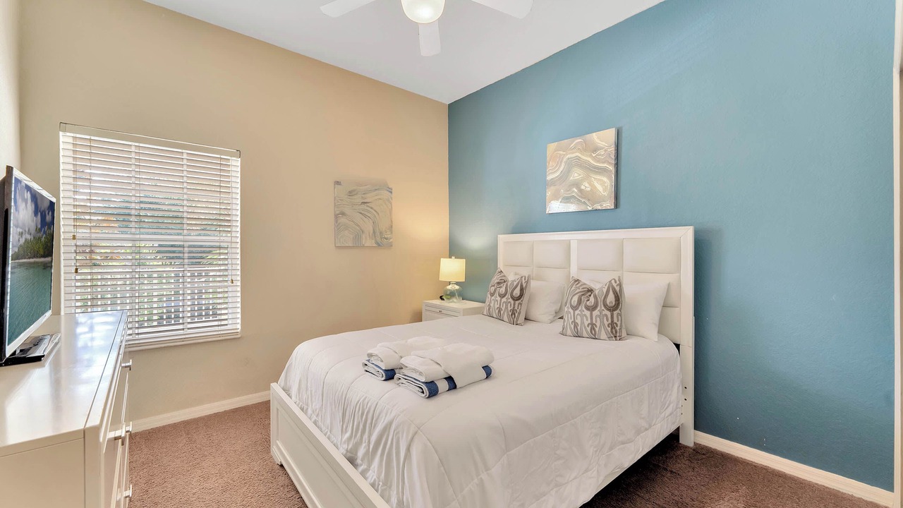 Photo of Bedroom in Bahama Bay