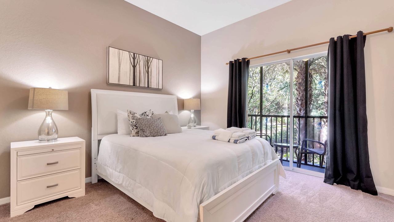 Photo of Bedroom in Bahama Bay