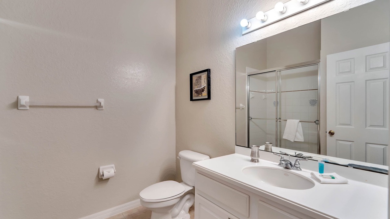Photo of Bathroom in Bahama Bay