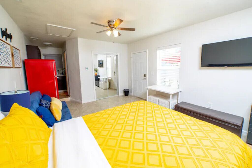 Photo of Bedroom in Oak Ridge