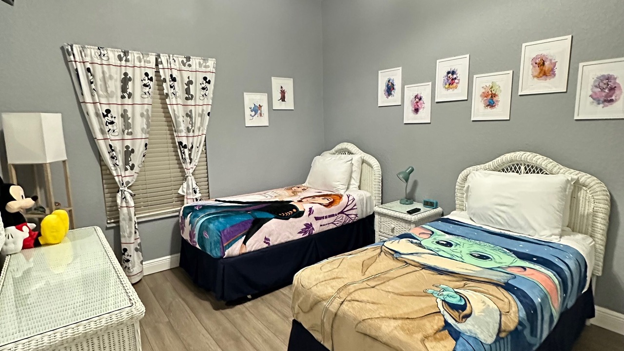 Photo of Bedroom in Bahama Bay