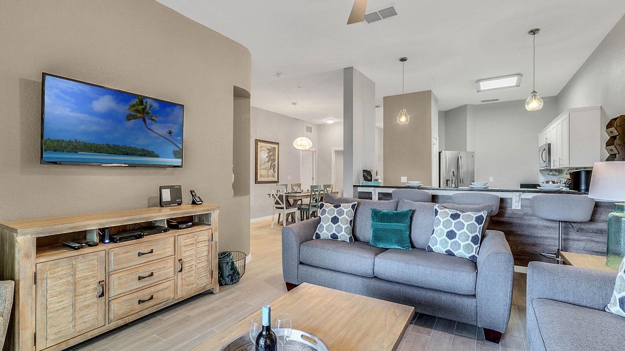 Photo of Livingroom in Bahama Bay