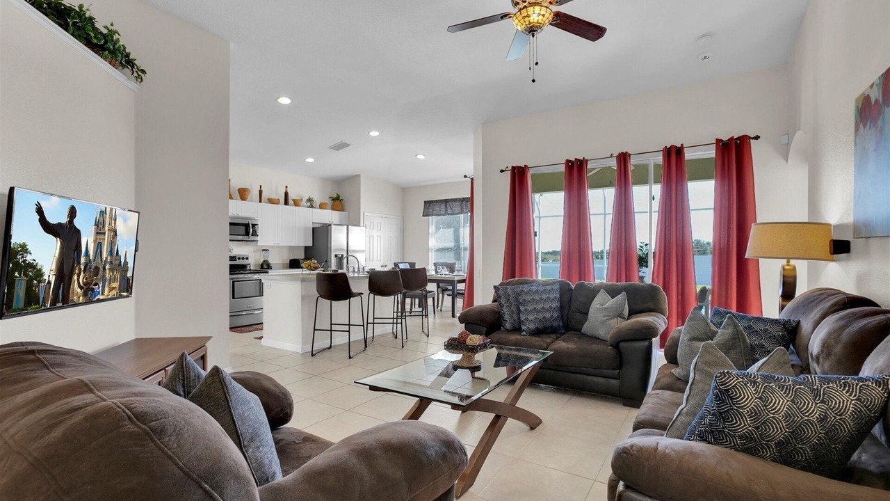 Photo of Bedroom in Windsor Palms