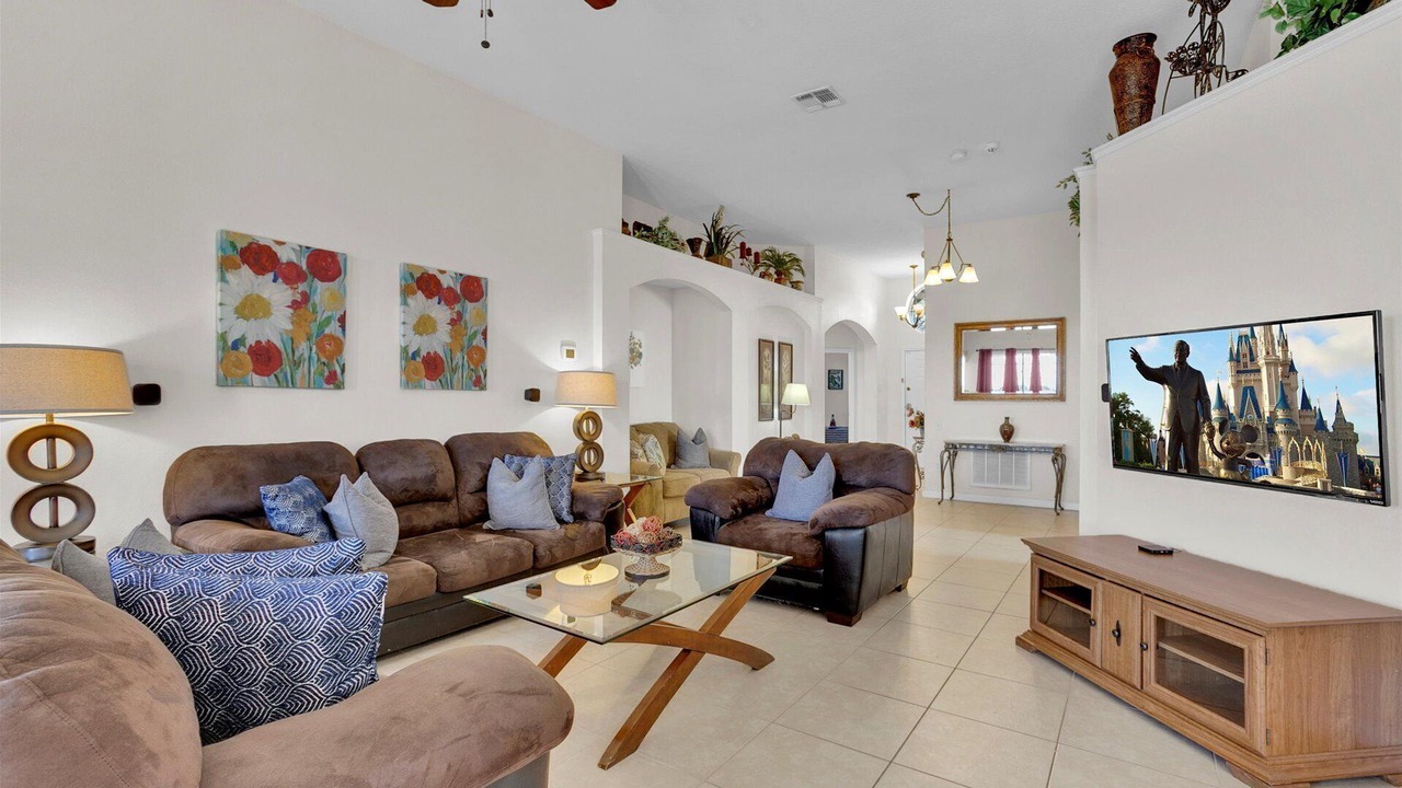 Photo of Bedroom in Windsor Palms