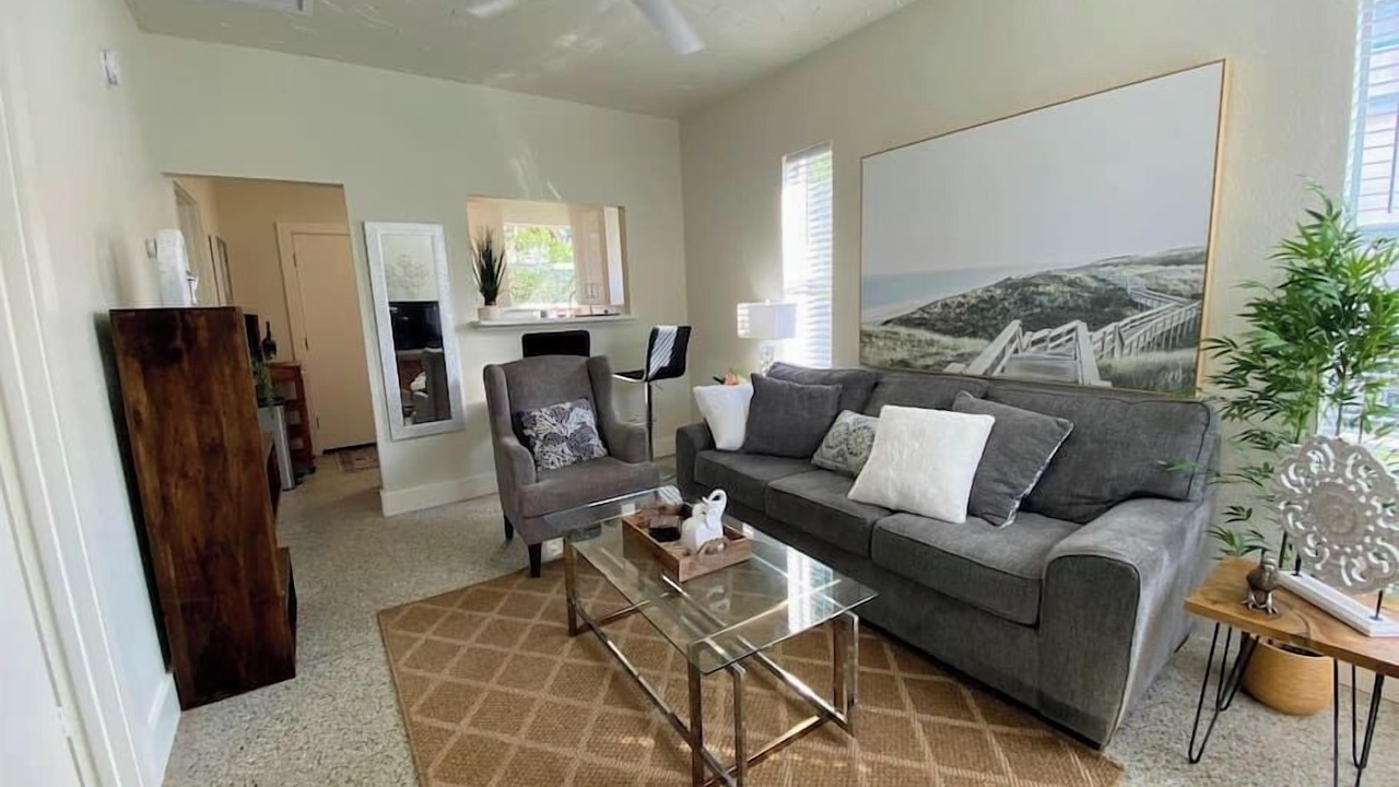 Photo of Livingroom in Lake Davis - Greenwood