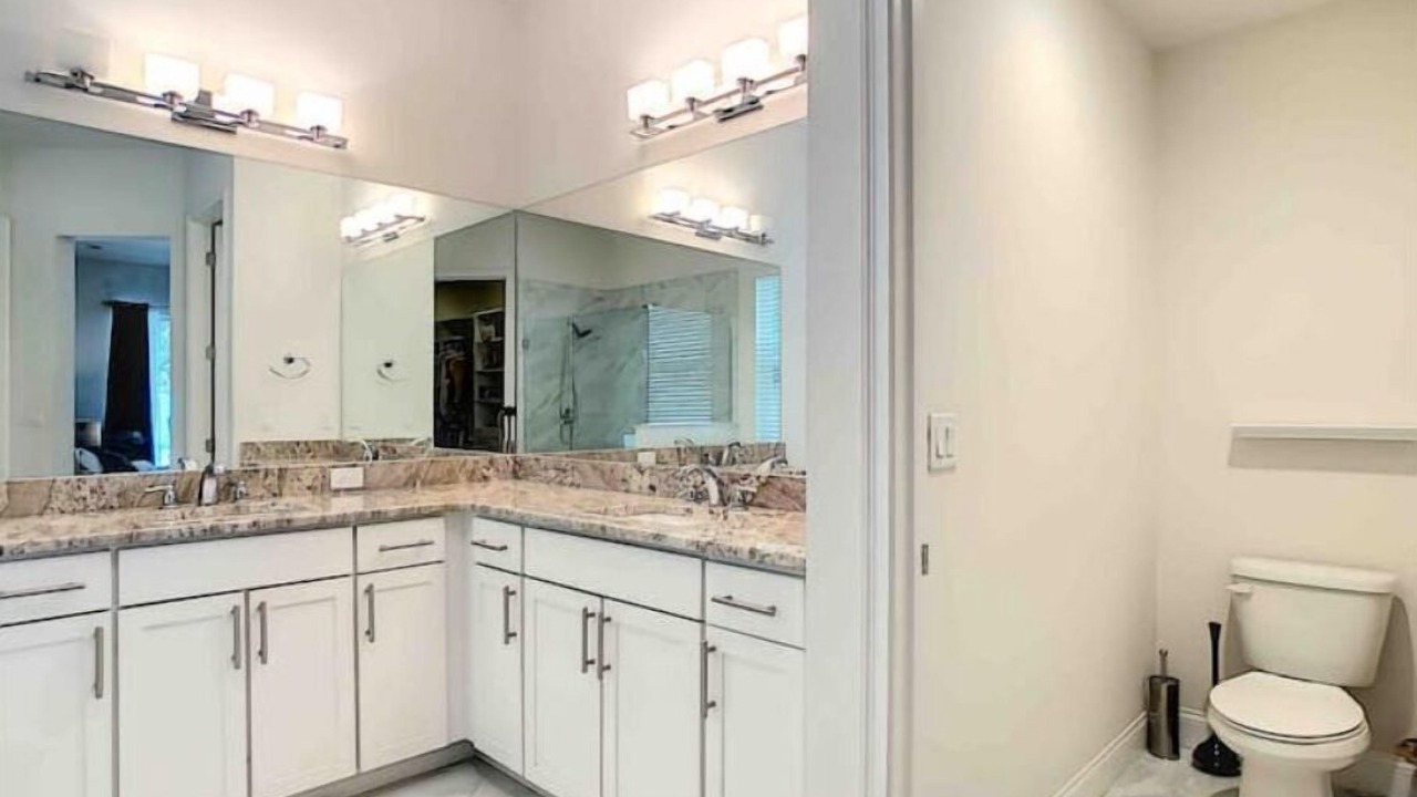 Photo of Bathroom in Lake Davis - Greenwood