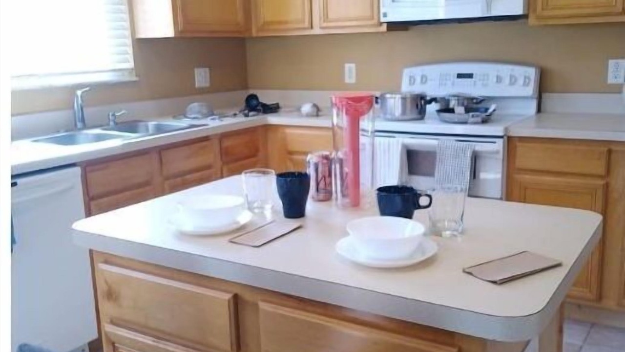 Photo of Kitchen in Vista East