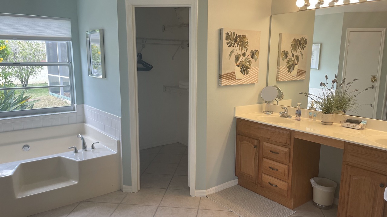Photo of Bathroom in Indian Ridge