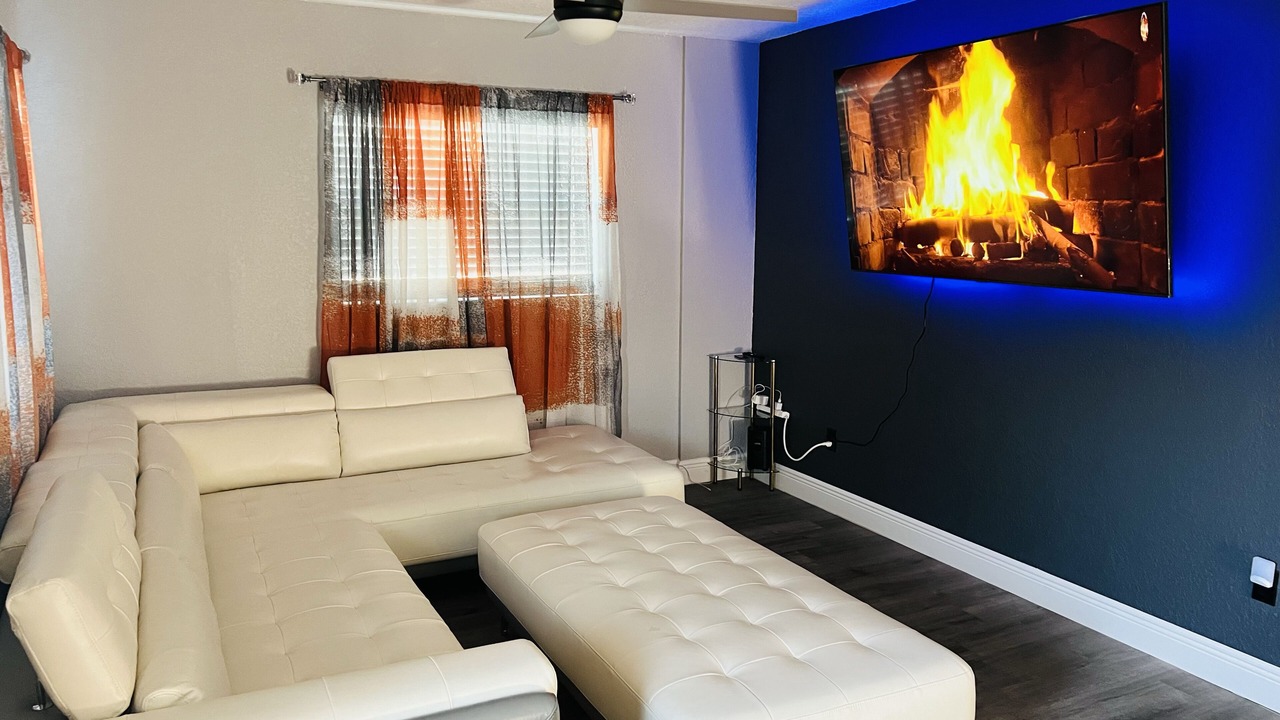 Photo of Livingroom in Eatonville
