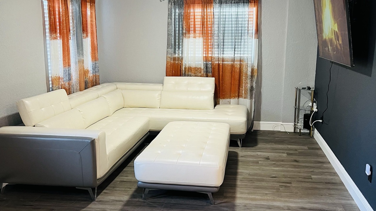 Photo of Livingroom in Eatonville