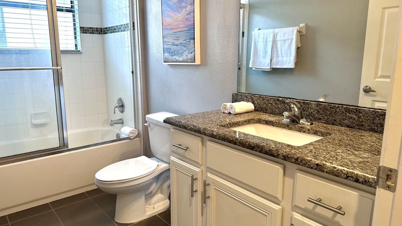 Photo of Bathroom in Buena Ventura Lakes