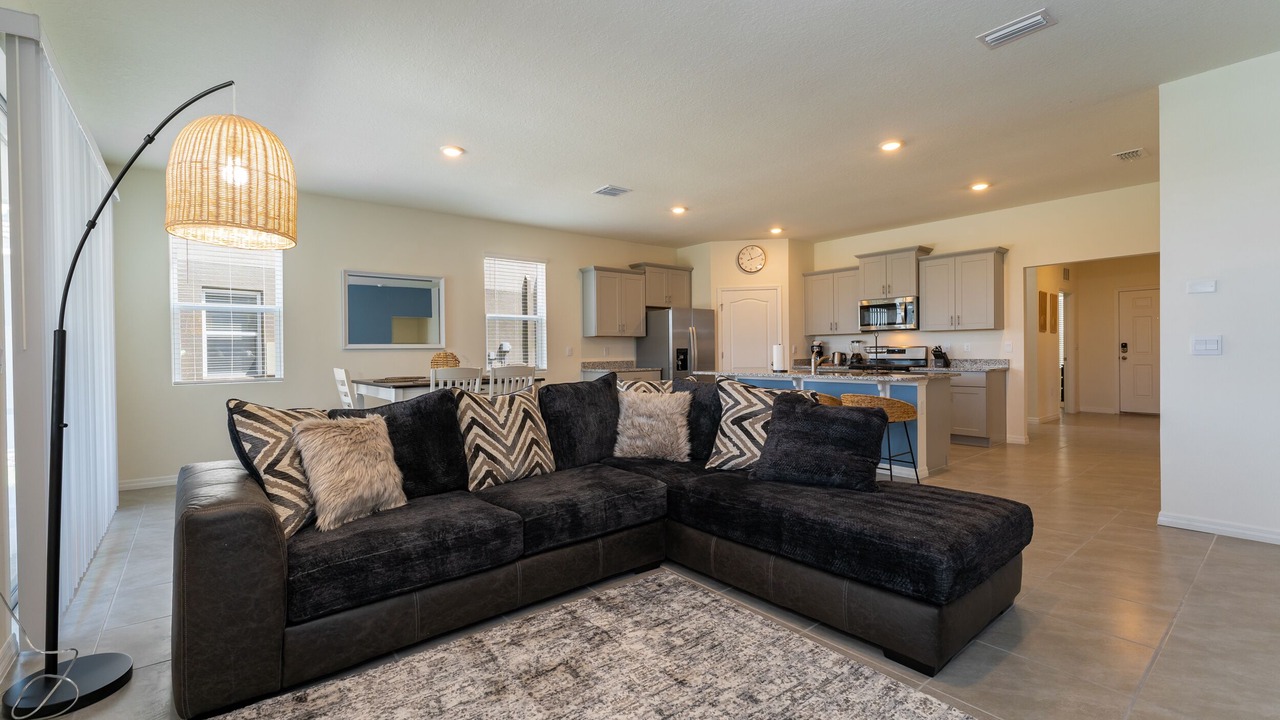 Photo of Livingroom in Loughman