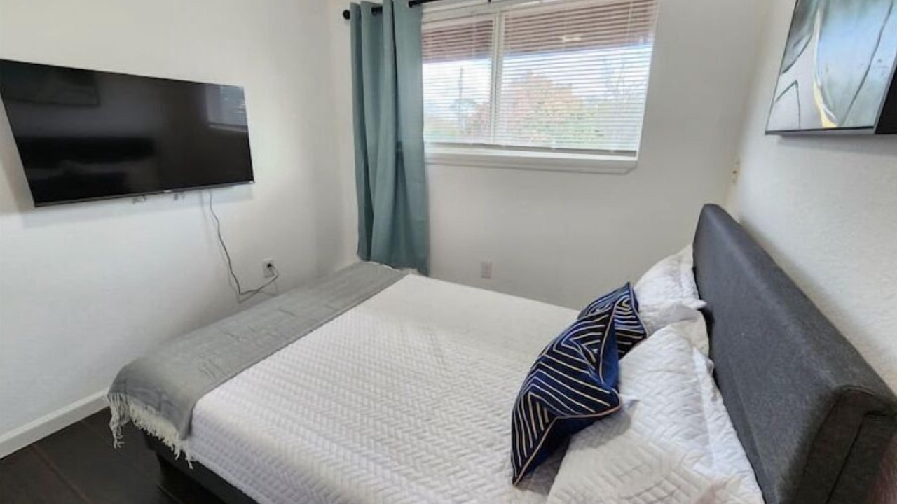 Photo of Bedroom in Northwest Orlando