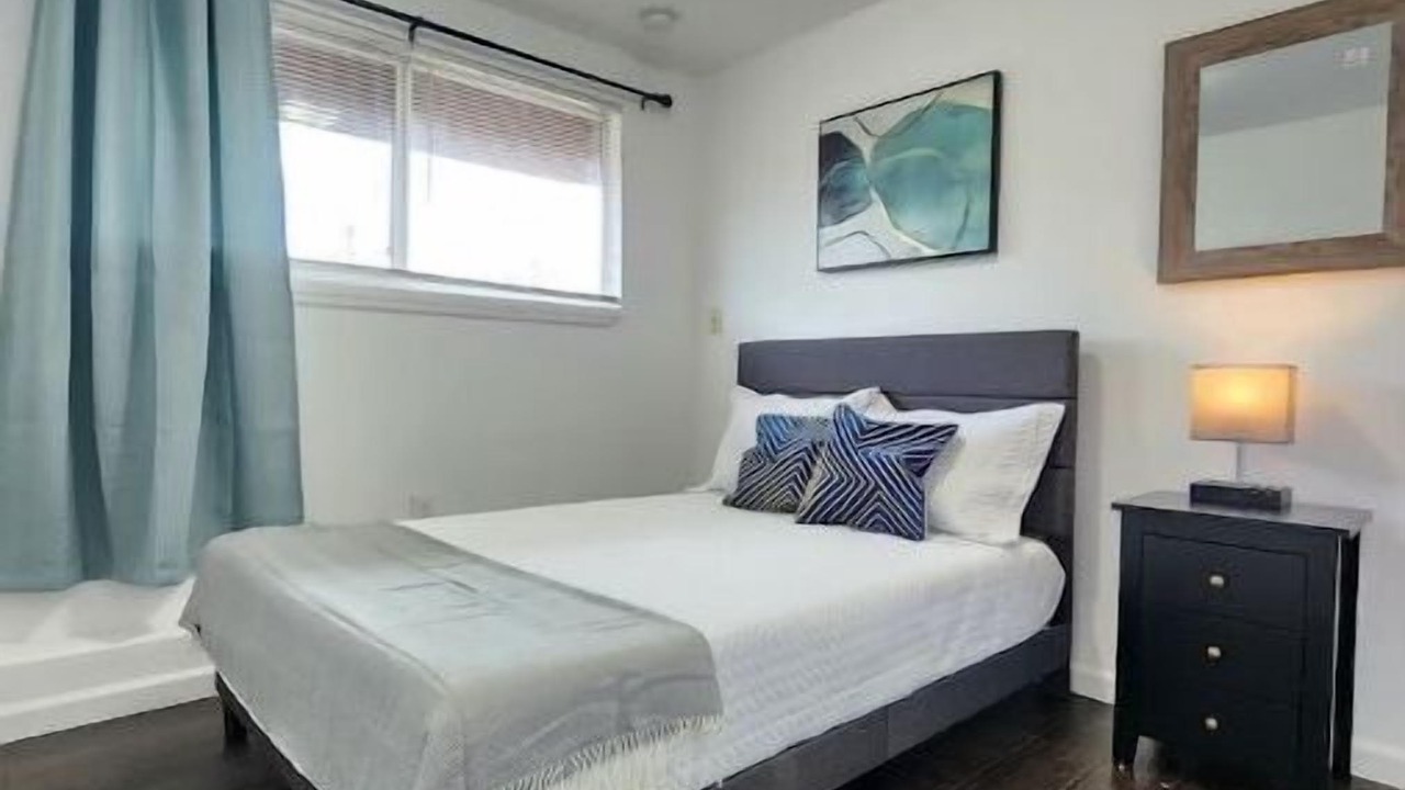 Photo of Bedroom in Northwest Orlando