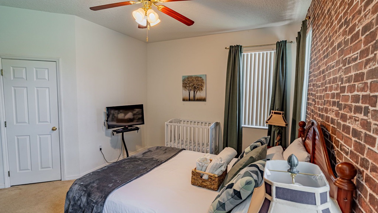 Photo of Bedroom in Windwood Bay