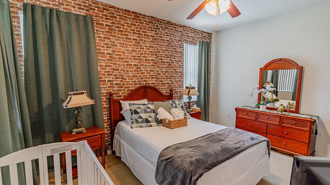 Photo of Bedroom in Windwood Bay
