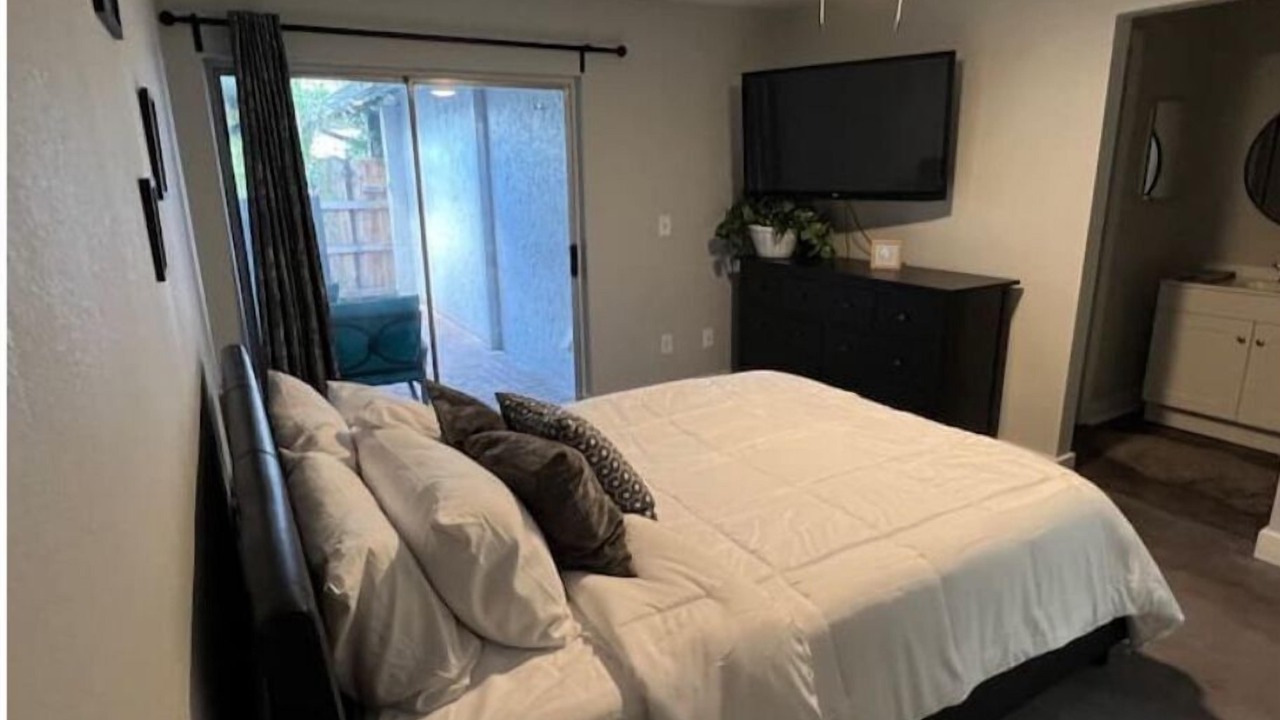 Photo of Bedroom in Windhover