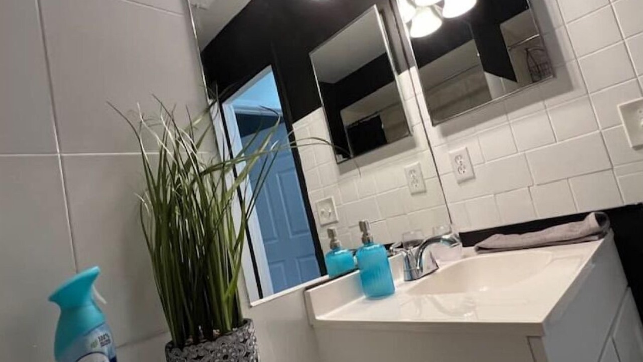 Photo of Bathroom in Windhover