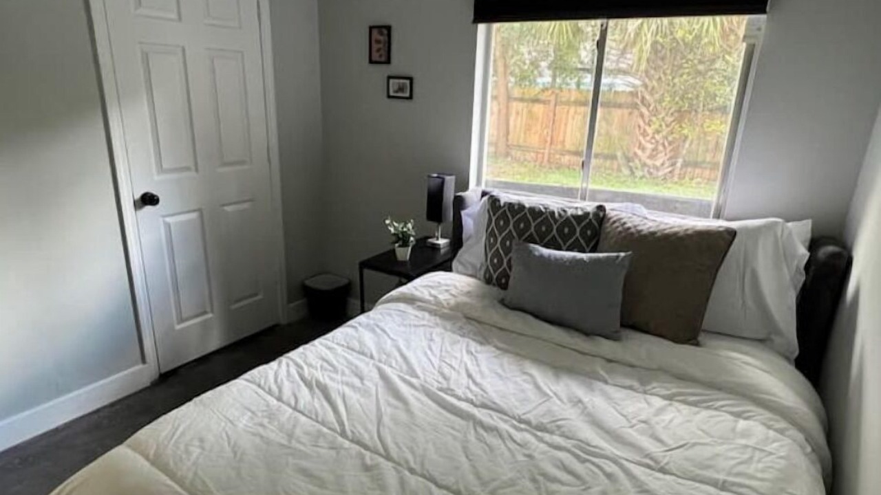 Photo of Bedroom in Windhover