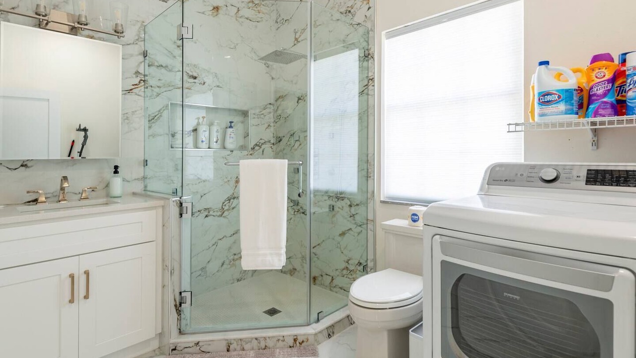Photo of Bathroom in Oviedo