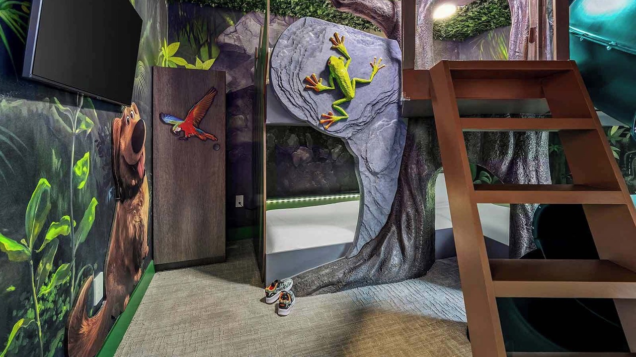 Photo of Bedroom in Florida Center