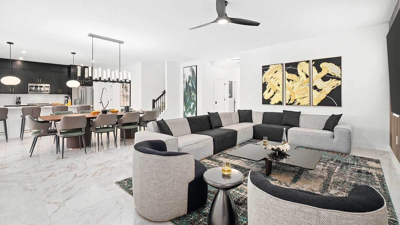 Photo of Livingroom in Florida Center