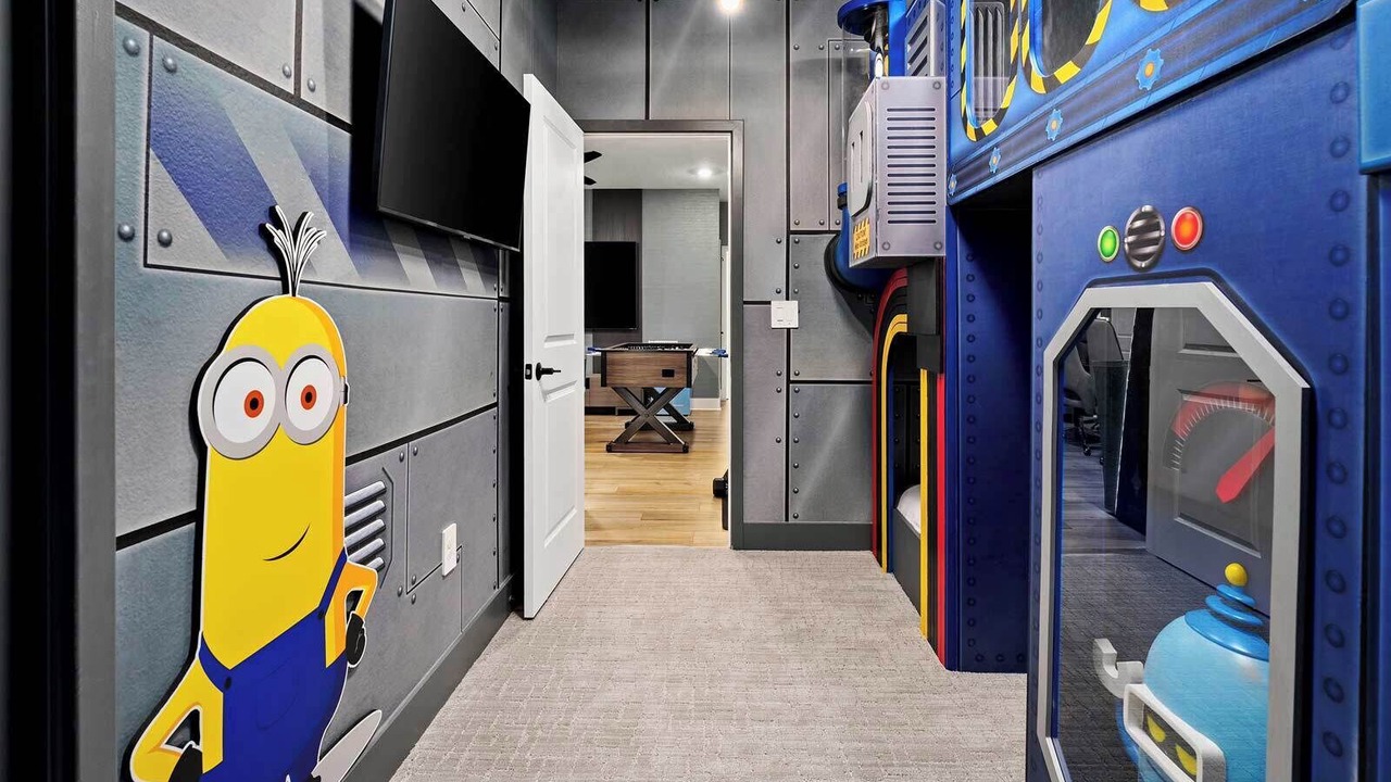 Photo of Bedroom in Florida Center