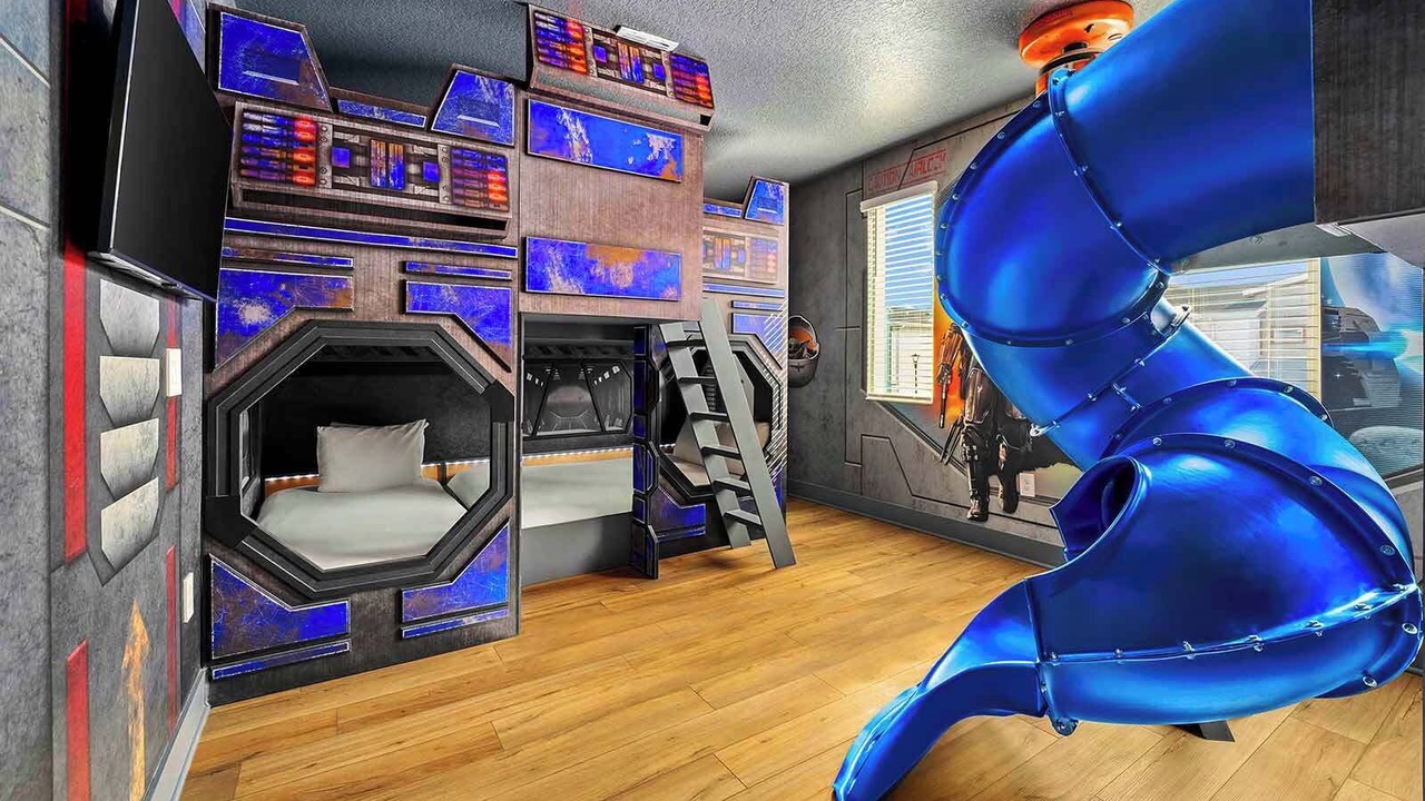 Photo of Bedroom in Florida Center