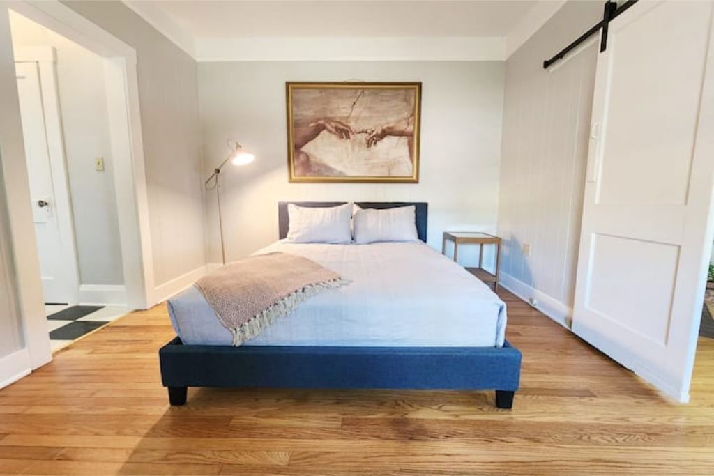 Photo of Bedroom in Colonialtown North