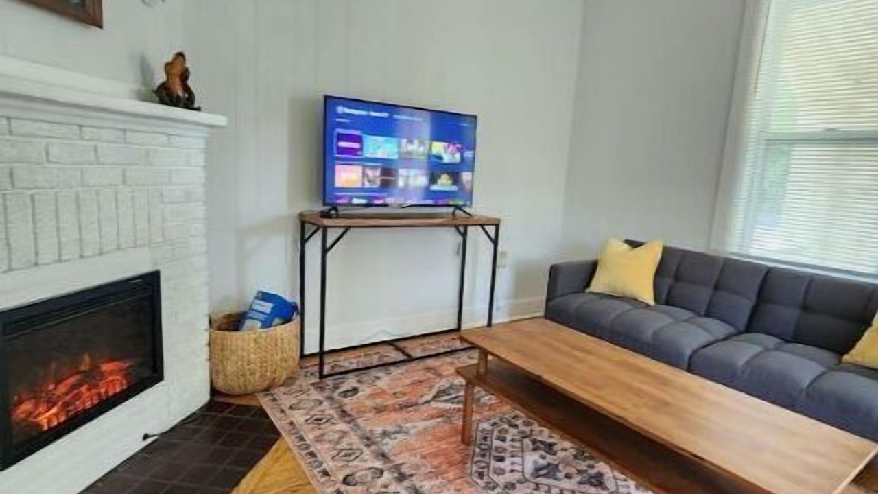Photo of Livingroom in Colonialtown North