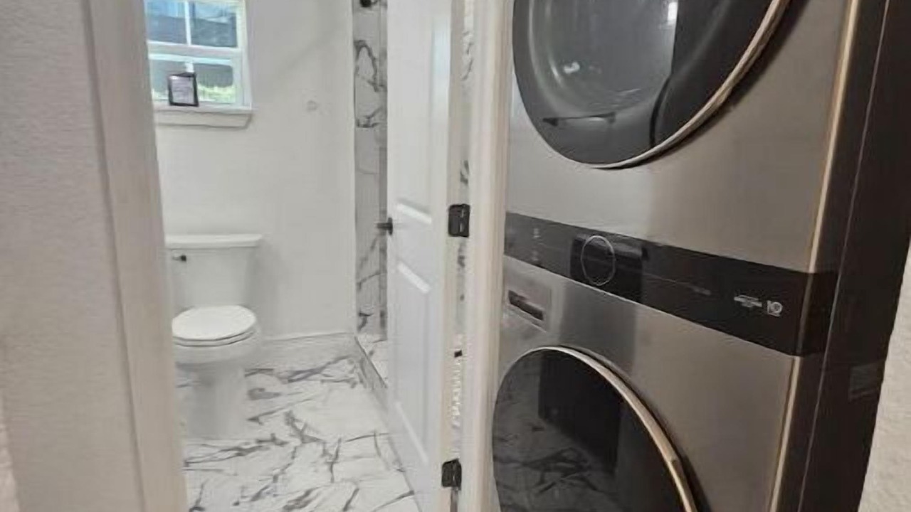 Photo of Bathroom in Lawsona - Fern Creek