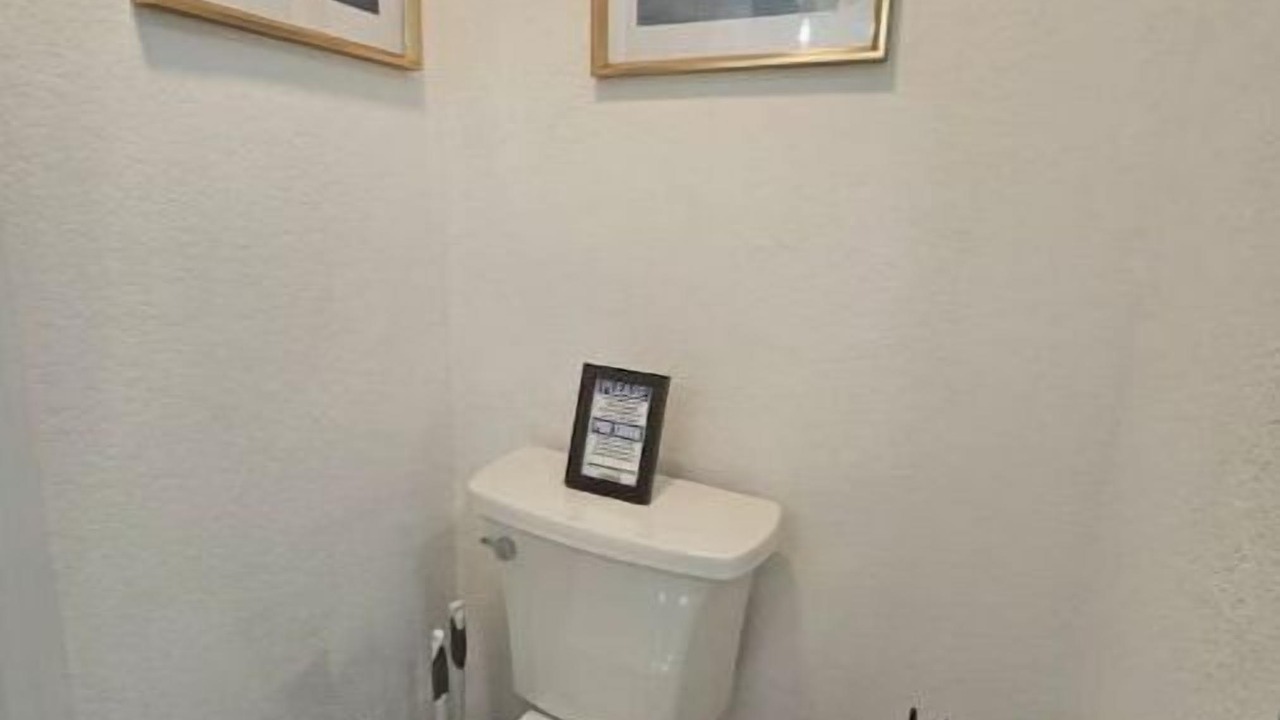Photo of Bathroom in Lawsona - Fern Creek