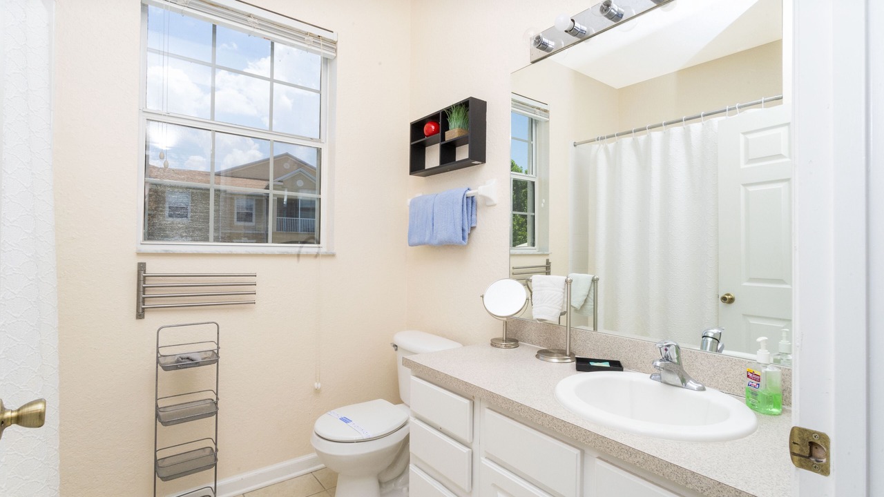 Photo of Bathroom in Windsor Hills
