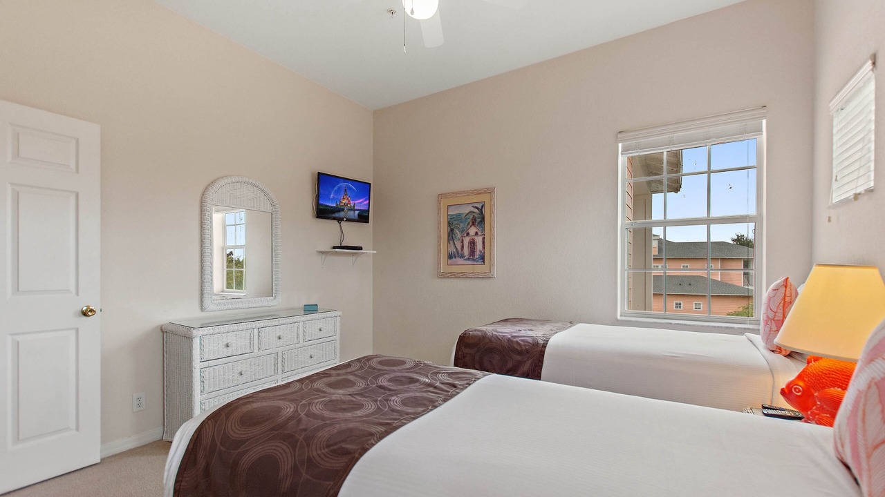 Photo of Bedroom in Bahama Bay