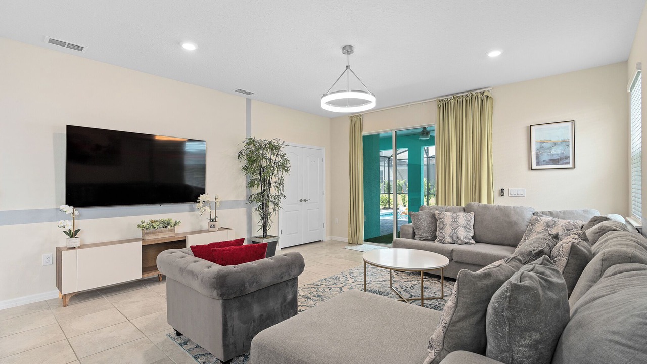 Photo of Livingroom in Loughman