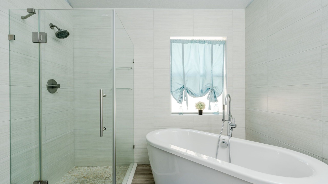 Photo of Bathroom in Eagle Pointe South