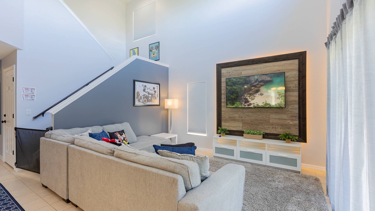 Photo of Livingroom in Lake Wilson Preserve