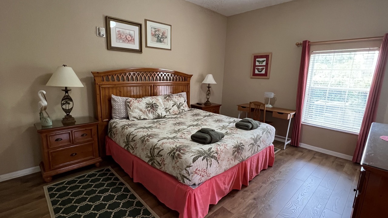 Photo of Bedroom in Bahama Bay