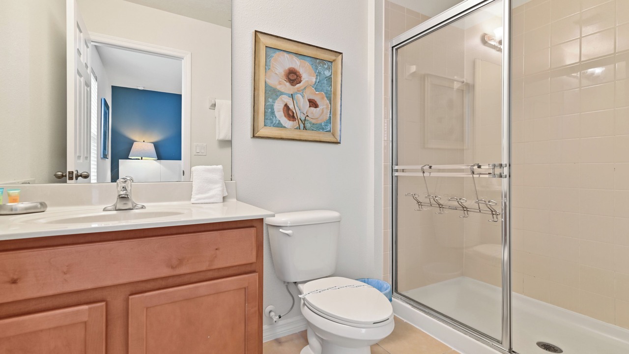 Photo of Bathroom in Seasons