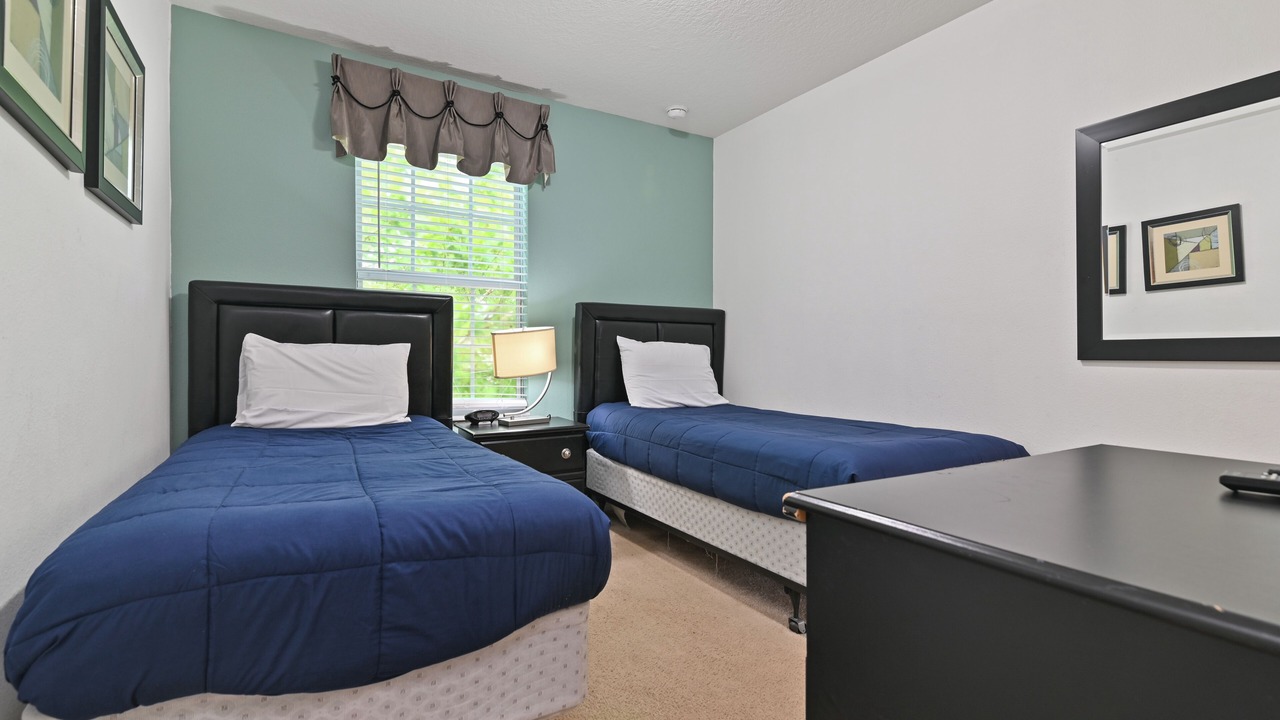 Photo of Bedroom in Seasons