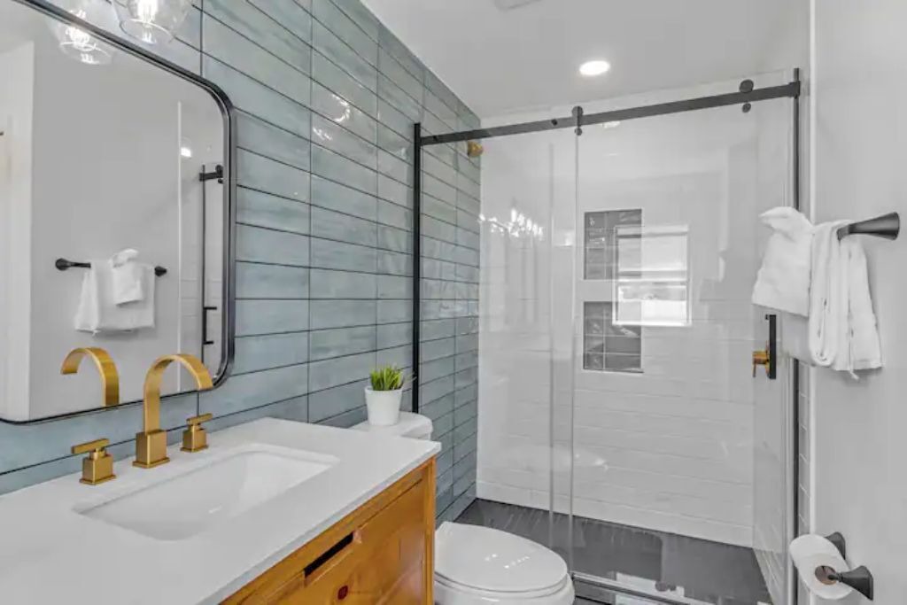 Photo of Bathroom in Clear Lake