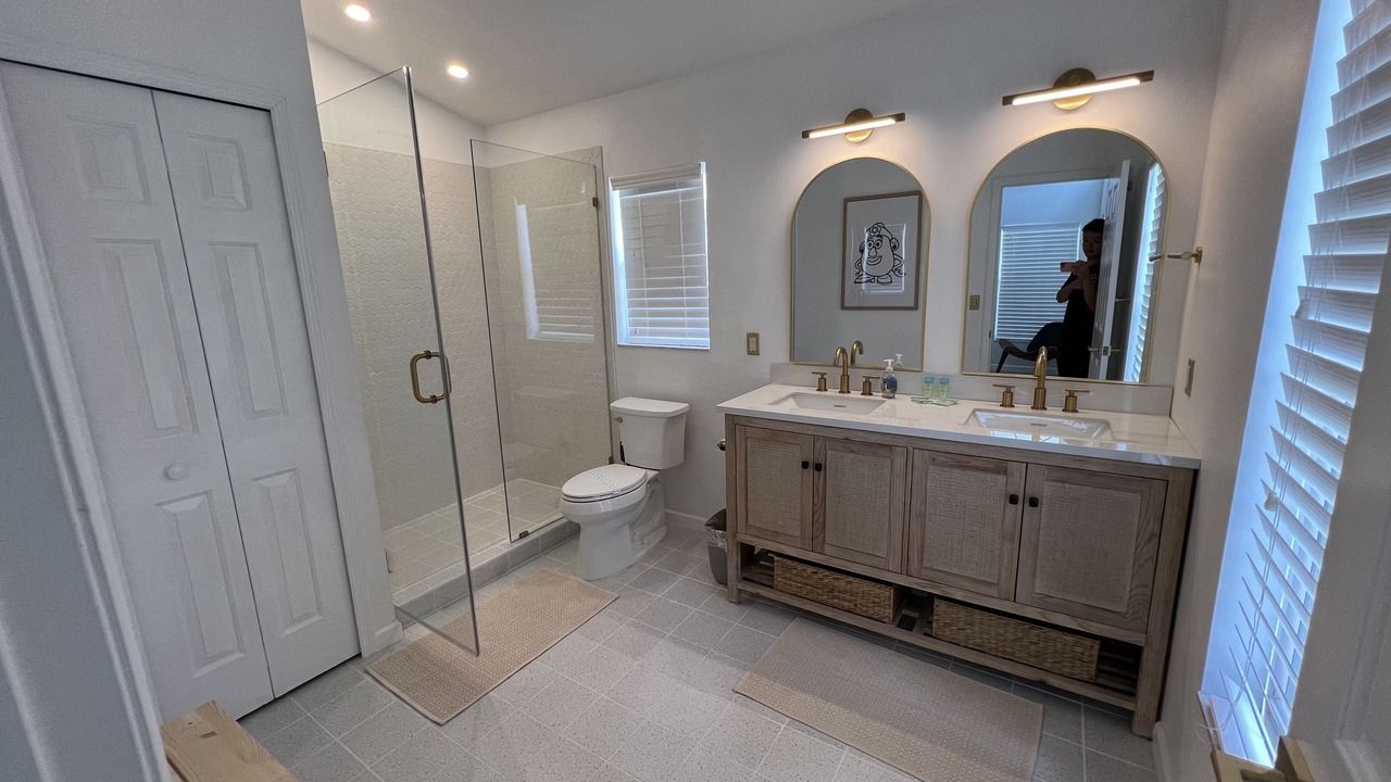 Photo of Bathroom in Creekside