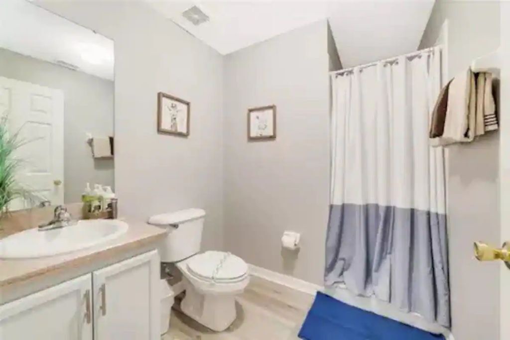 Photo of Bathroom in Lake Wilson Preserve