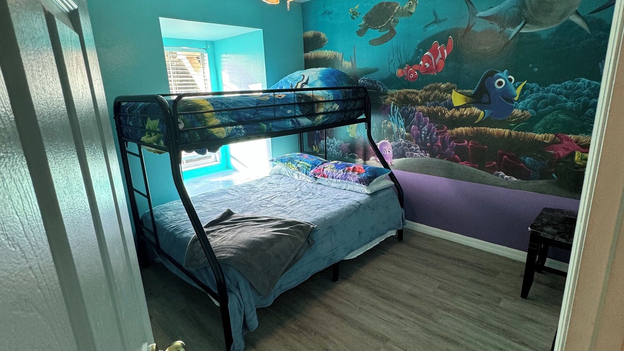 Photo of Bedroom in Crestwynd Bay