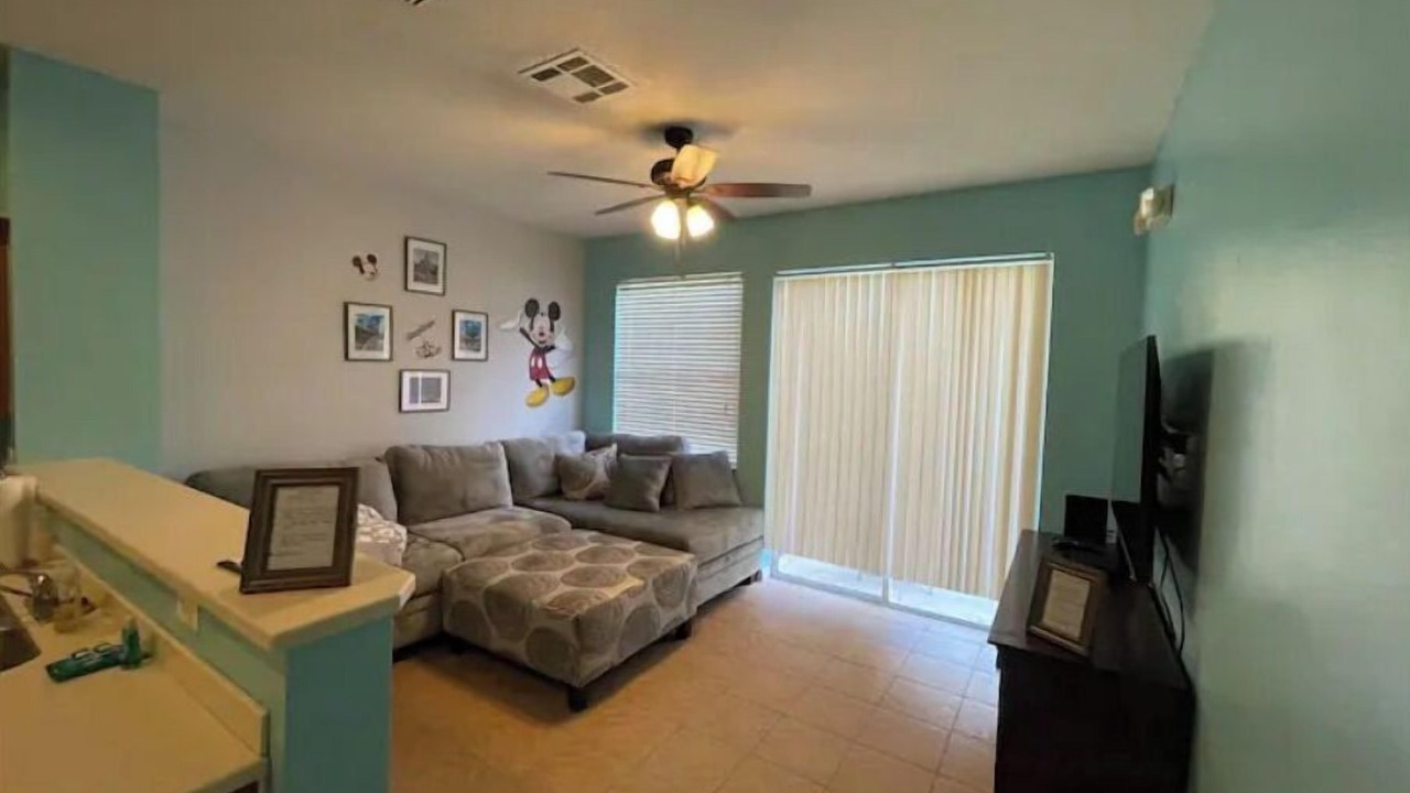 Photo of Livingroom in Crestwynd Bay