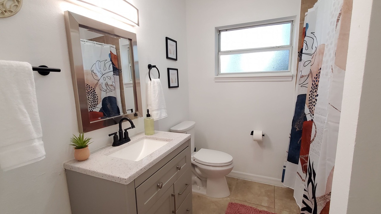 Photo of Bathroom in Lake Cherokee