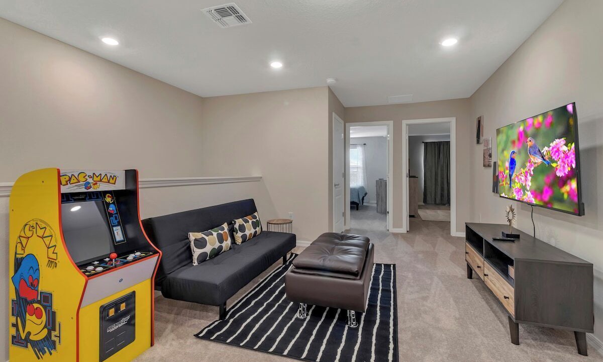 Photo of Livingroom in Loughman