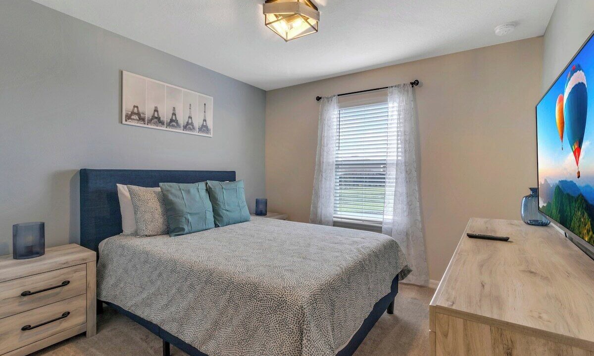 Photo of Bedroom in Loughman