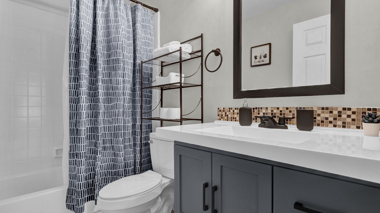 Photo of Bathroom in Poinciana